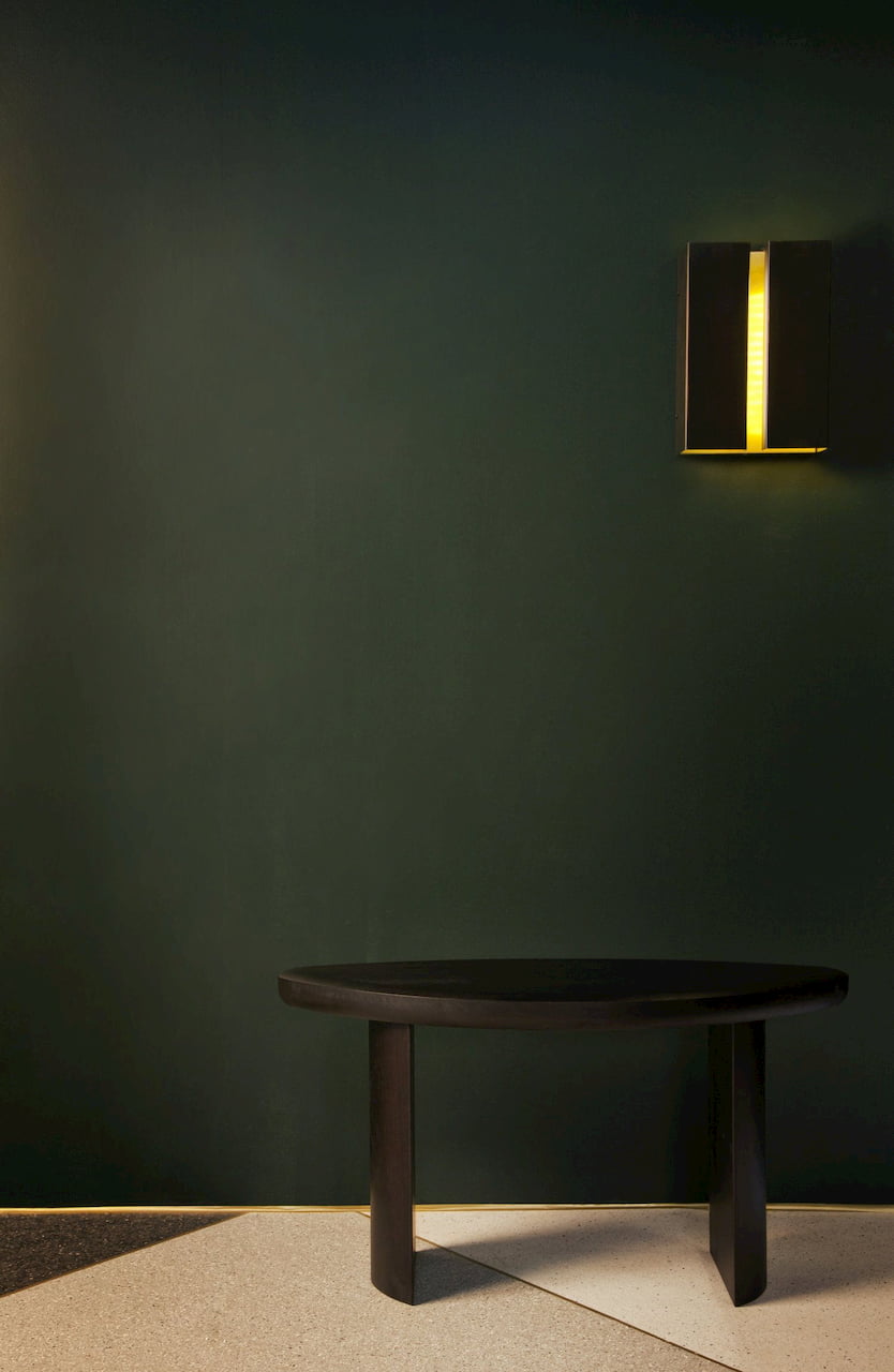 Compact Minimalist Wall Lights // Our Top 9 Picks - aêtava