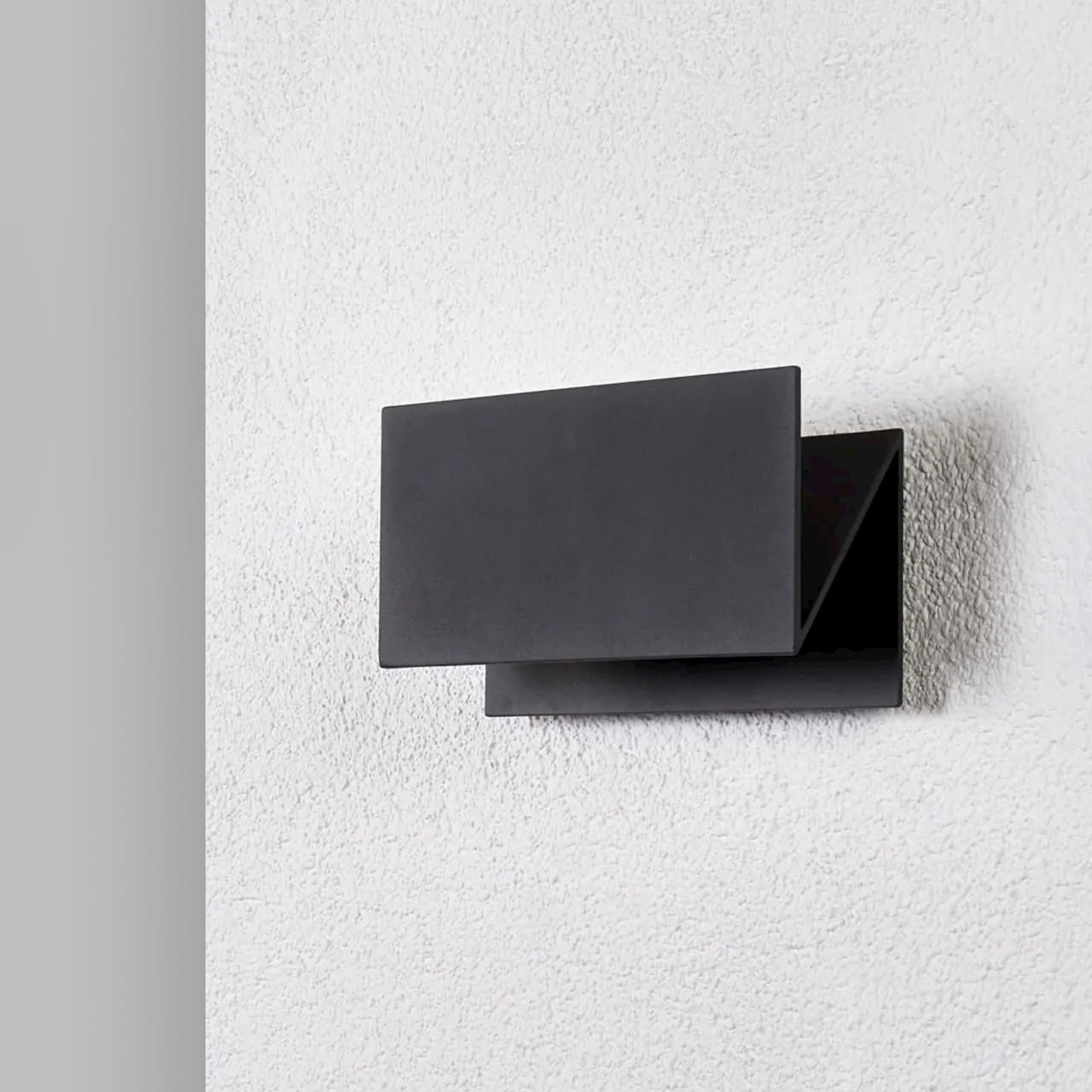 Compact Minimalist Wall Lights // Our Top 9 Picks - aêtava